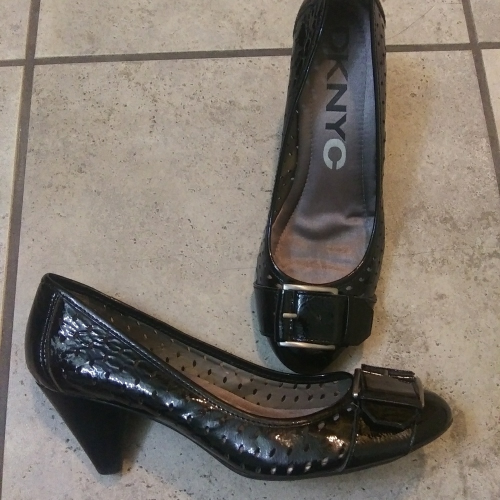 DKNYC BLACK HEELS with BUCKLE